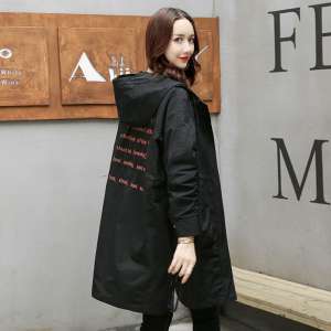 2017 new spring and autumn women Korean version of loose large size fat mm windbreaker female jacket in the long section of students Harajuku bf