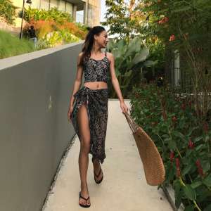 Split swimsuit female three-piece set Korea hot spring small incense wind angle pants size chest gather small fresh skirt swimsuit